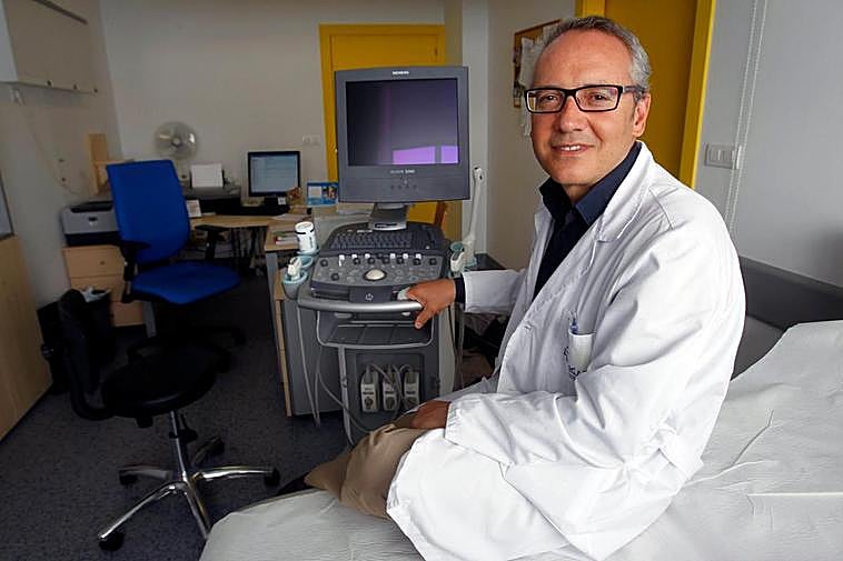 El responsable de Urología, Francisco Gómez Veiga