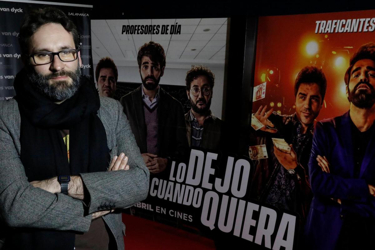 Carlos Therón, en el Centro Comercial El Tormes.