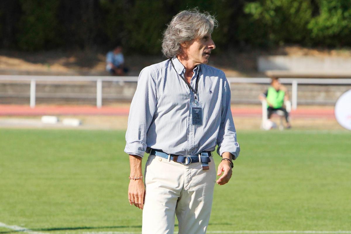 Roberto Aguirre, durante un partido en Las Pistas.
