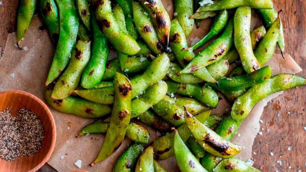 ¿Sabes qué es el edamame, el aperitivo agotado en Mercadona?