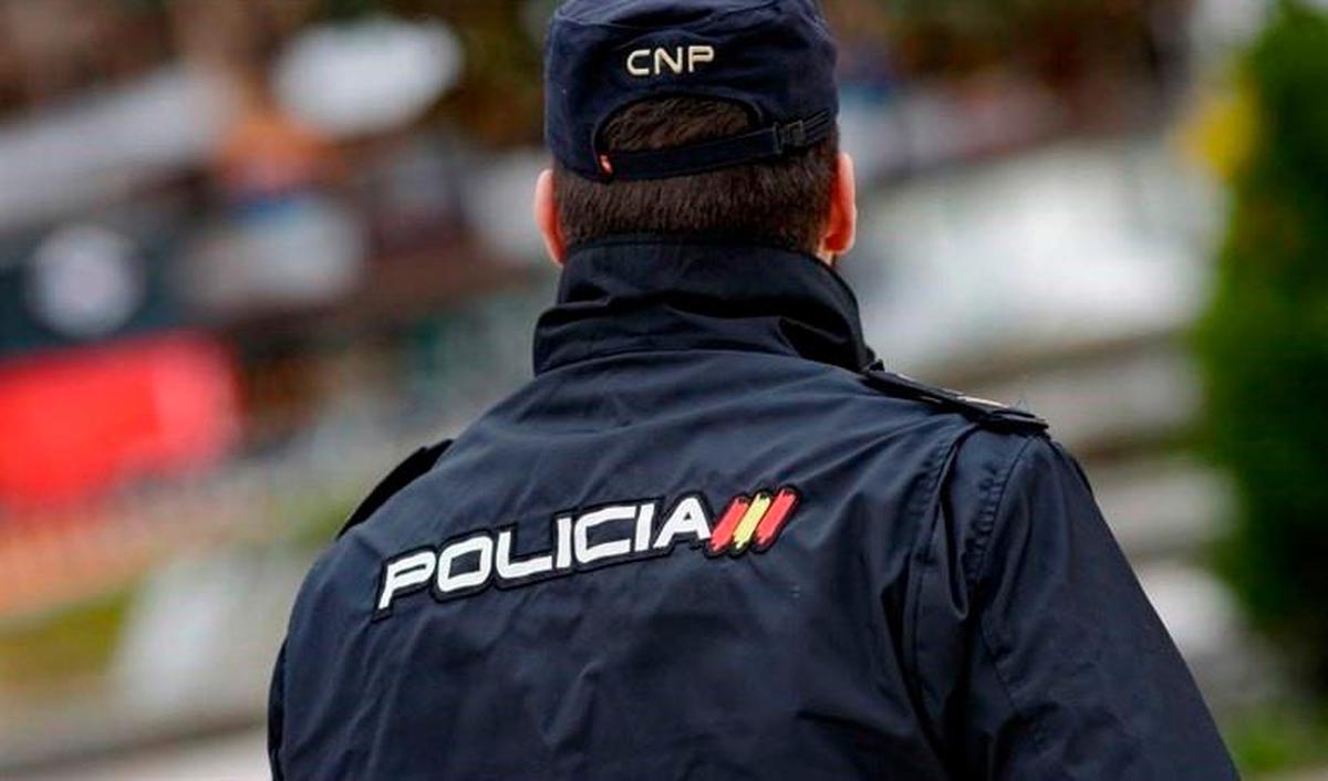 Agente de la Policía Nacional.