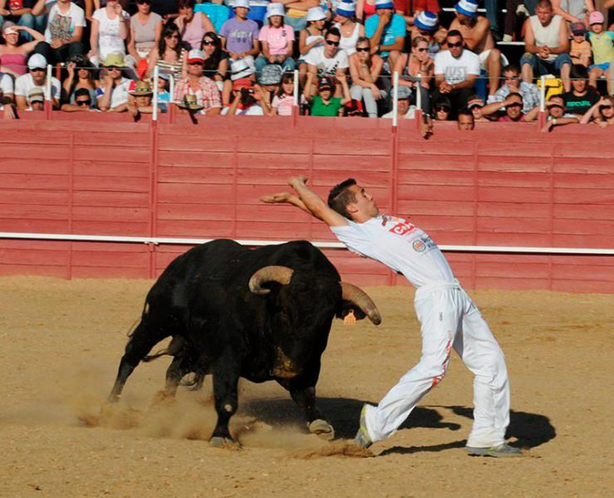 Festejo de recortes en Benavente.