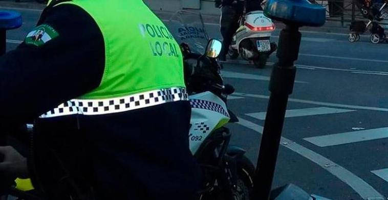 Un agente de la Policía Local de Málaga.