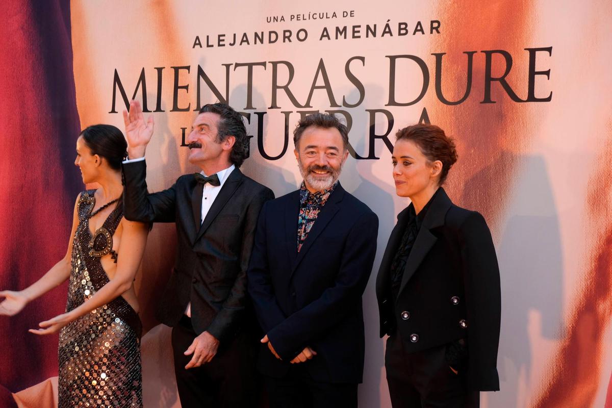 La alfombra roja del estreno de “Mientras dure la guerra” | La Gaceta de  Salamanca