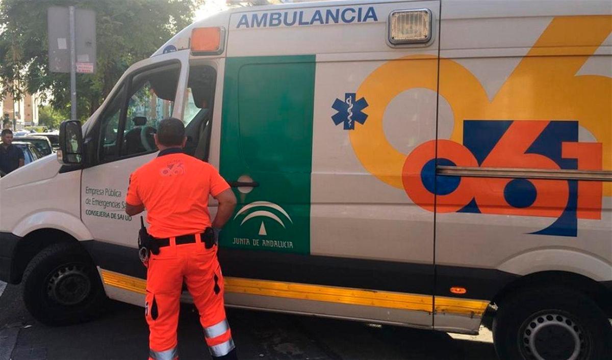 Ambulancia de emergencias de la Junta de Andalucía.