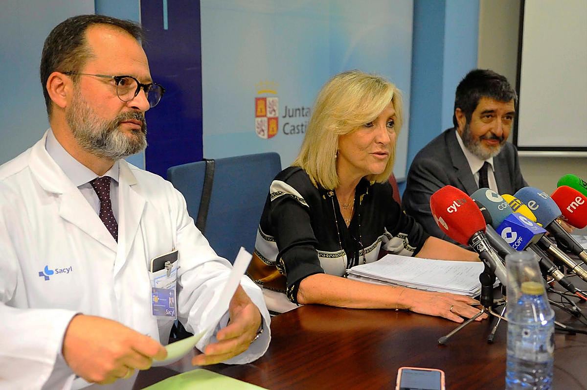 Luis Ángel González, Verónica Casado y Manuel Mitadiel.