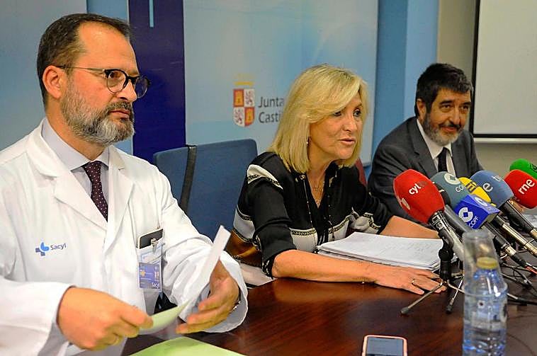 Luis Ángel González, Verónica Casado y Manuel Mitadiel.