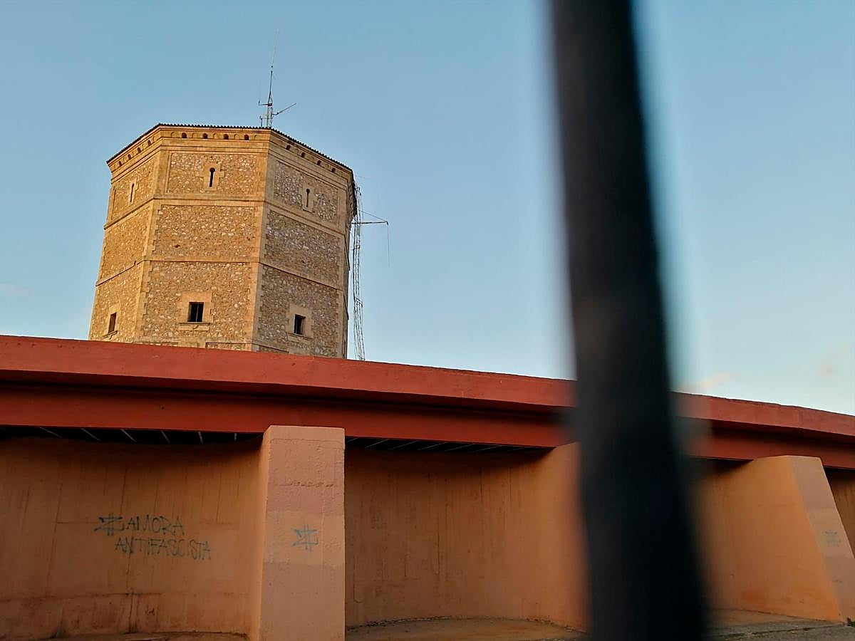 Caída de la antena de comunicaciones y pararrayos en Chinchibarra.