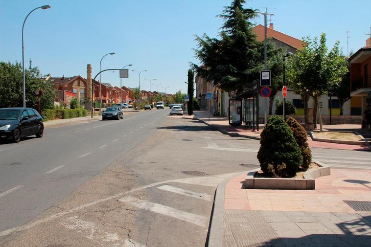 Travesía de Villamayor de Armuña.