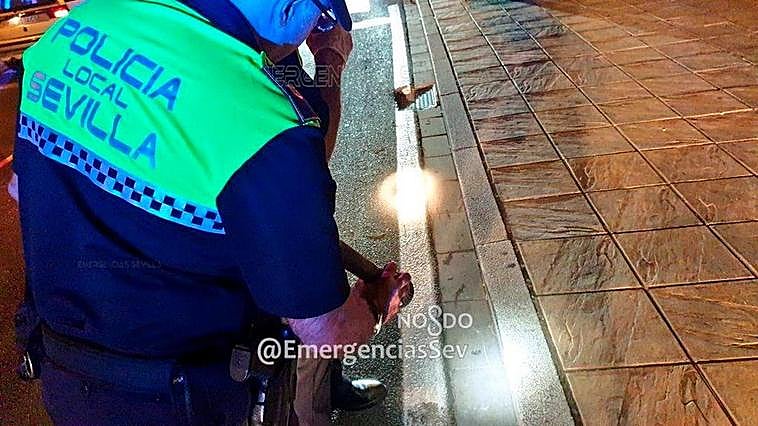 Un policía local de Sevilla.