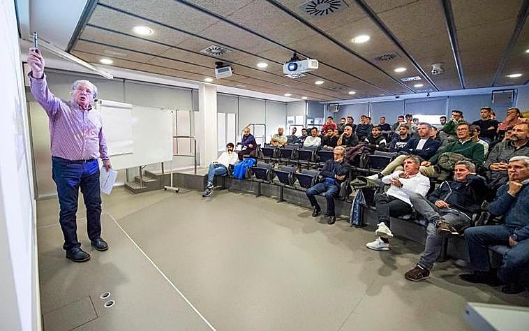 D’Alessandro en la cantera culé.