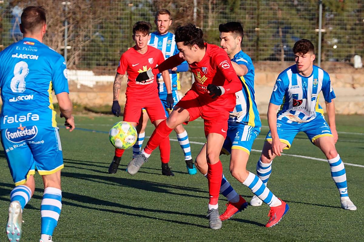 Martiña, en un lance del encuentro.