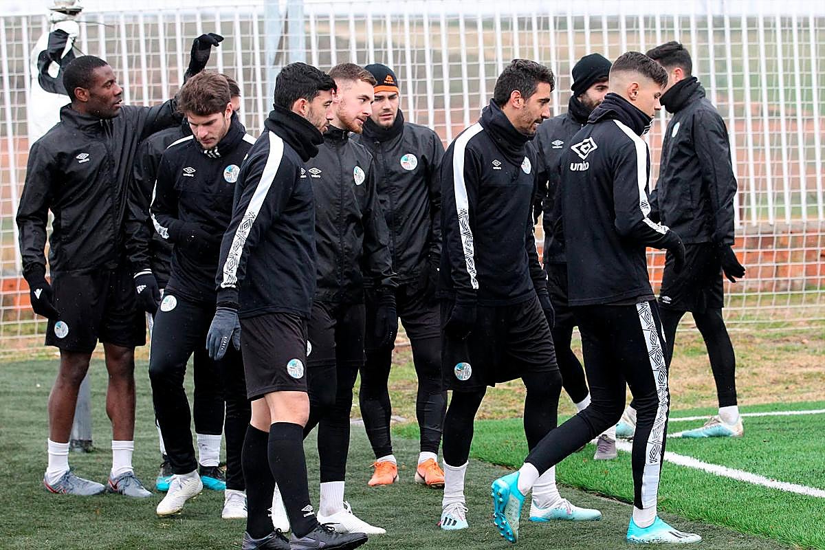Los jugadores del Salamanca UDS, durante un entrenamiento.