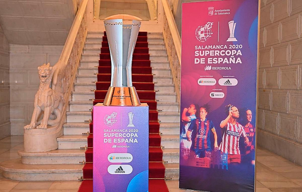 Supercopa de España femenina, en el Ayuntamiento de Salamanca.