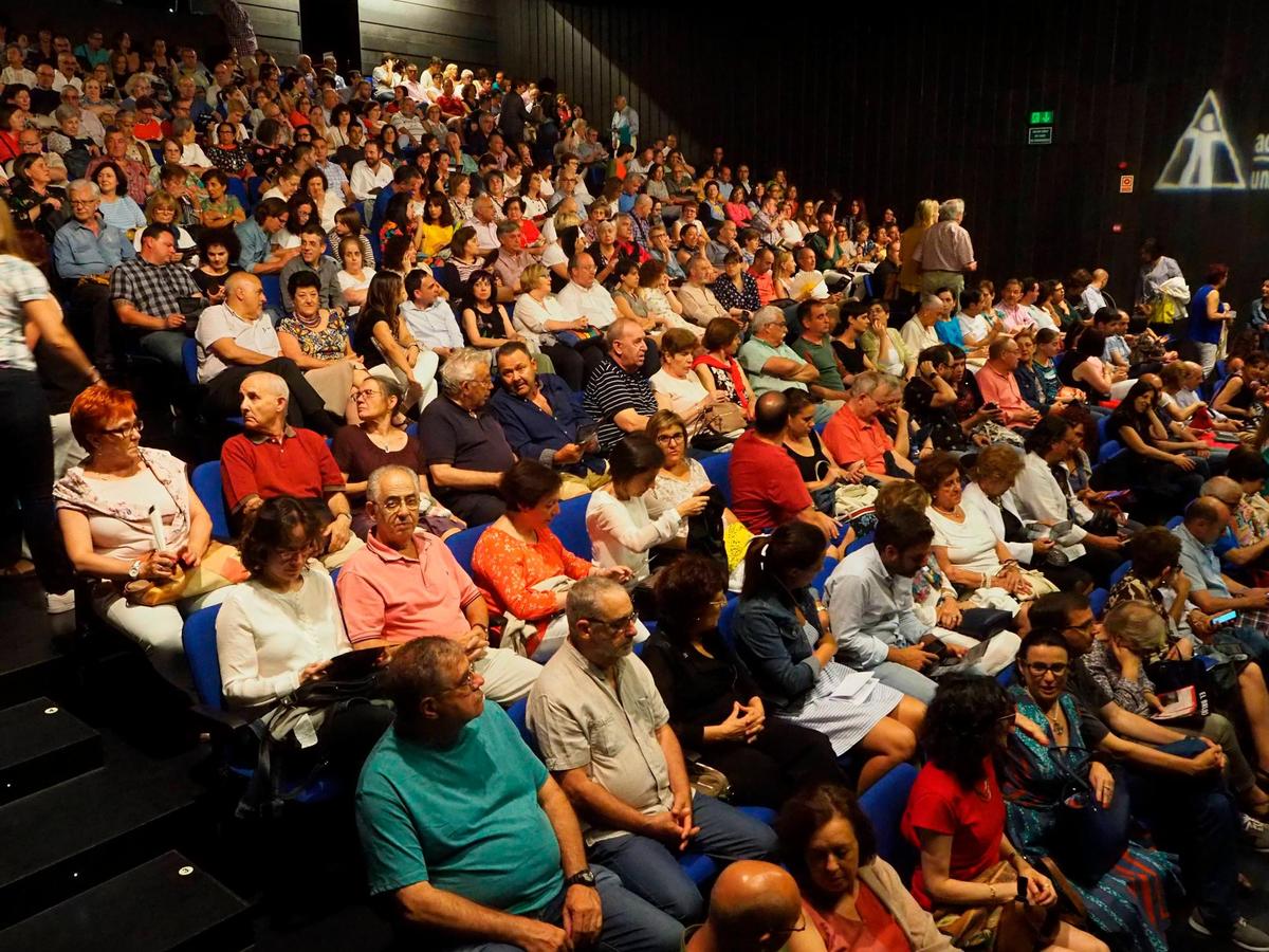 El teatro Juan del Enzina celebrará los actos con el aforo reducido a un tercio de su capacidad.