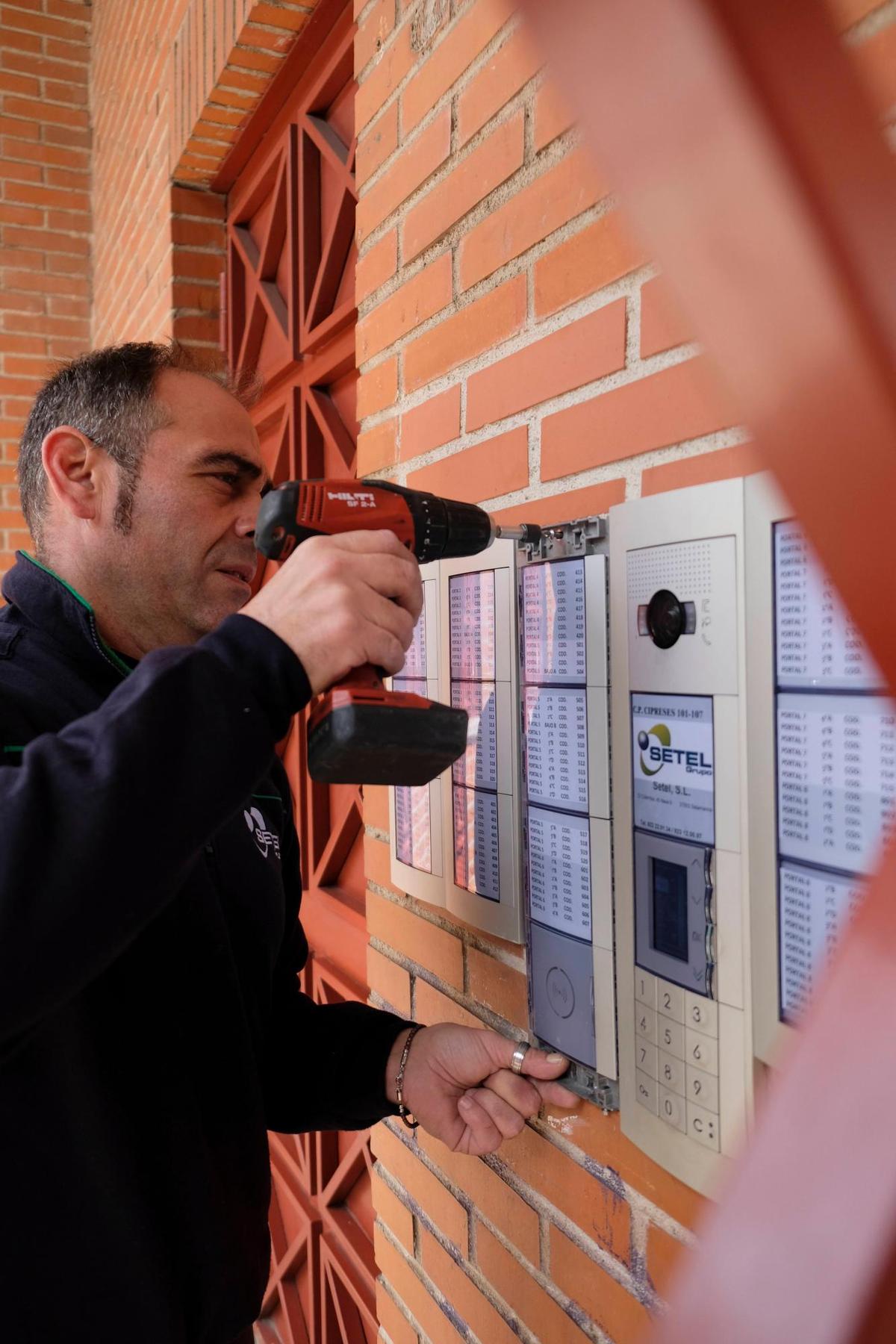 Legrand Videoportero en color (Casa para dos familias)