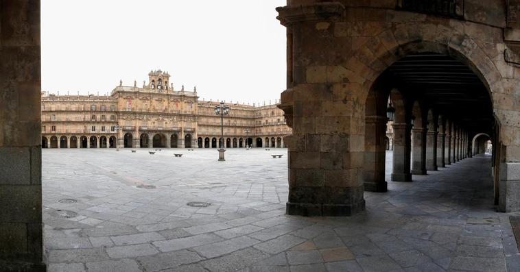 La Plaza Mayor, vacía durante la cuarentena.