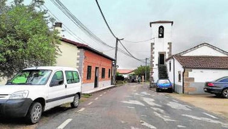 Sin bar, sin rosario y sin desplazamientos por Cáceres a pesar de la cercanía en Valdelamatanza