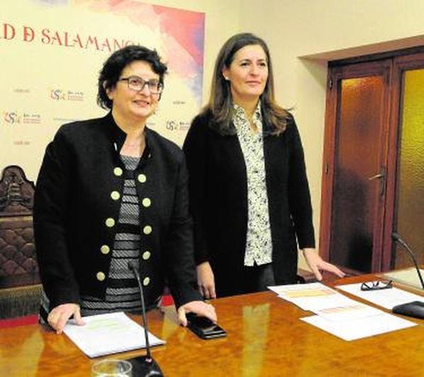 Izaskun Álvarez, a la izquierda, con María José Rodríguez Conde.