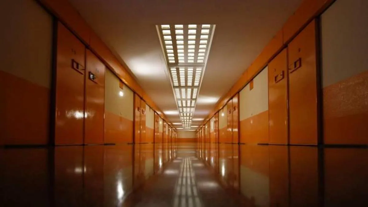 Vista de los pasillos interiores de la cárcel de Topas.