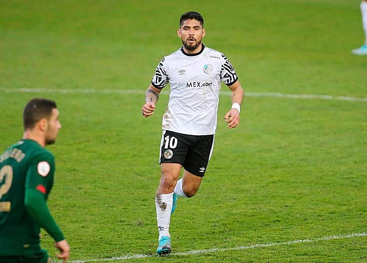 Martín Galván vistiendo la camiseta del Salamanca UDS.