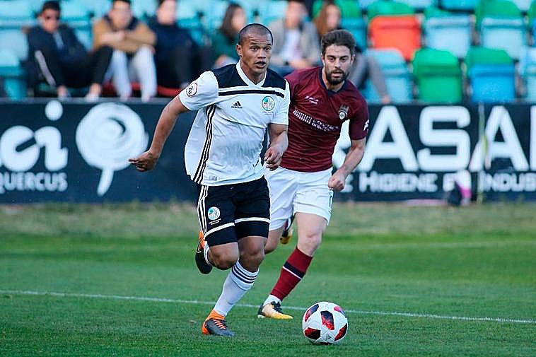 El lateral derecho Tyson en el estadio Helmántico.