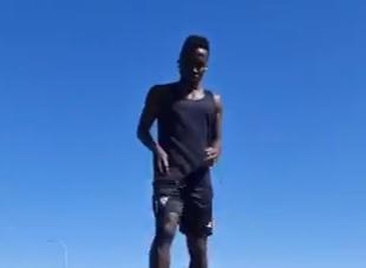 El extremo ghanés Ernest Ohemeng ejercitándose en Salamanca.