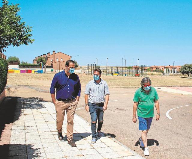 David Mingo, Guillermo Rivas y Justo Pérez, en el paseo por Peñasolana