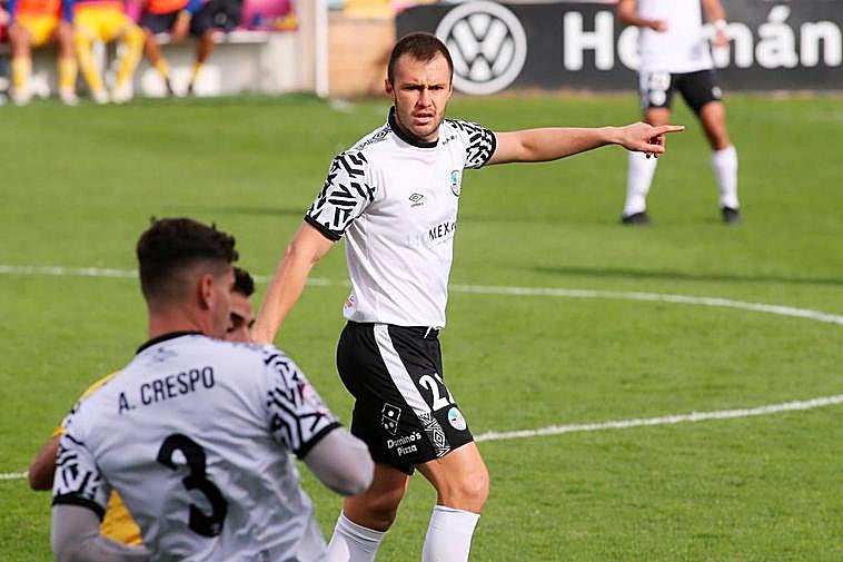 Kristian Álvarez en un encuentro de la temporada pasada.