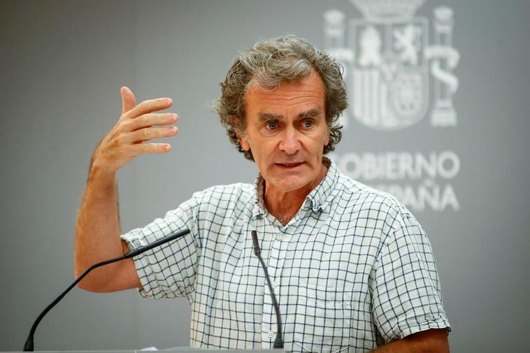 El director del Centro de Coordinación de Alertas y Emergencias Sanitarias, Fernando Simón en una rueda de prensa.