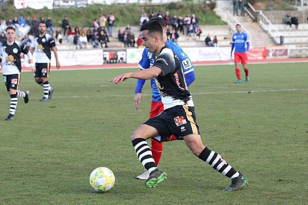 Diego González, en un partido en Las Pistas.