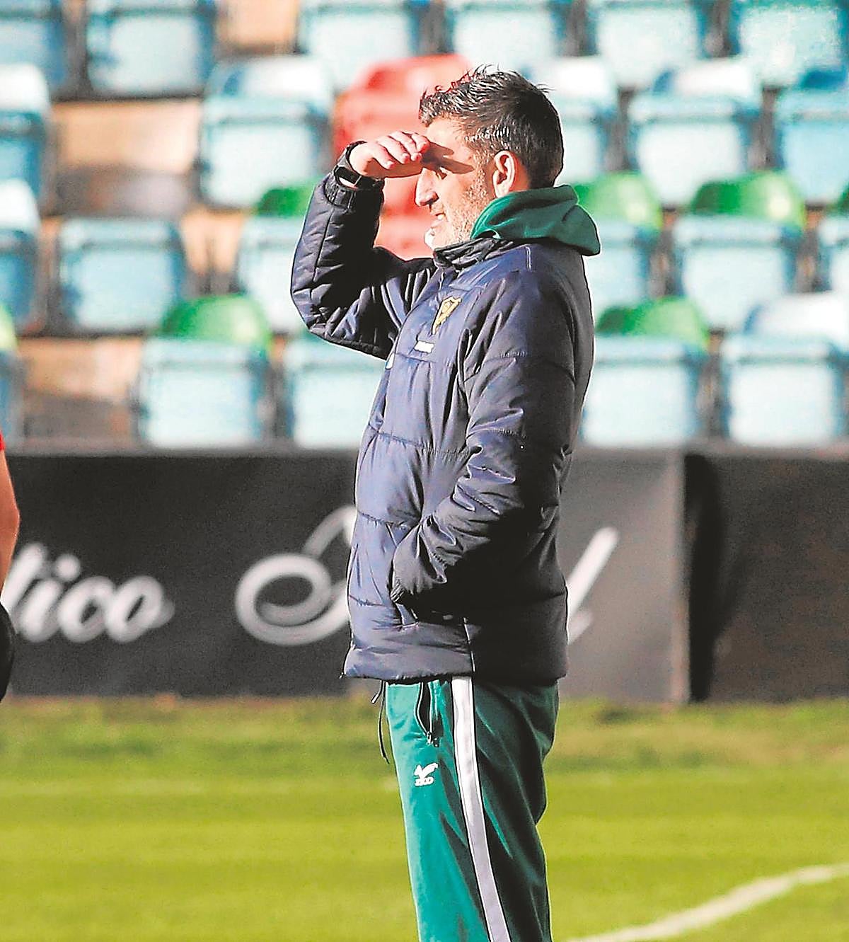 El entrenador Jacobo Montes.