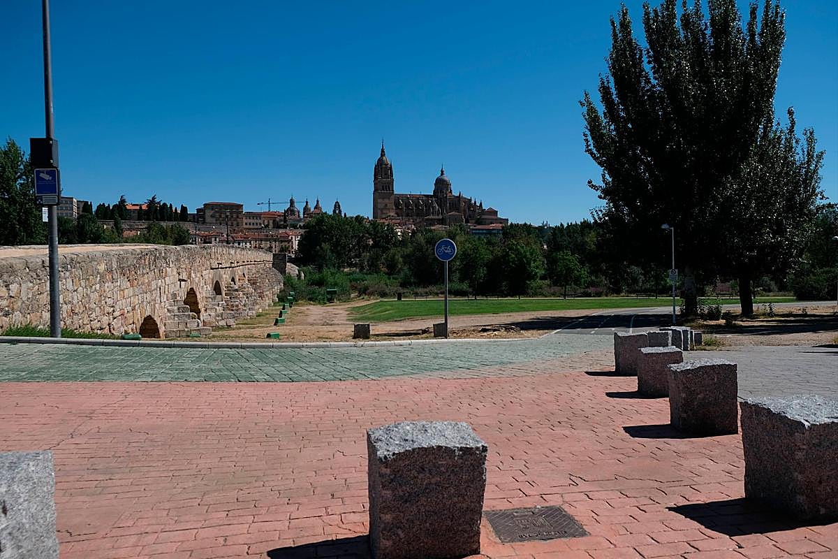 Imagen de archivo del Puente Romano, lugar donde se produjeron los hechos.