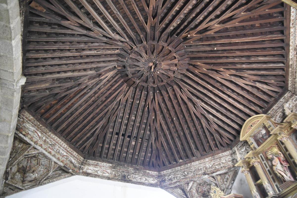 Artesonado mudéjar de la iglesia de Puebla de Yeltes.