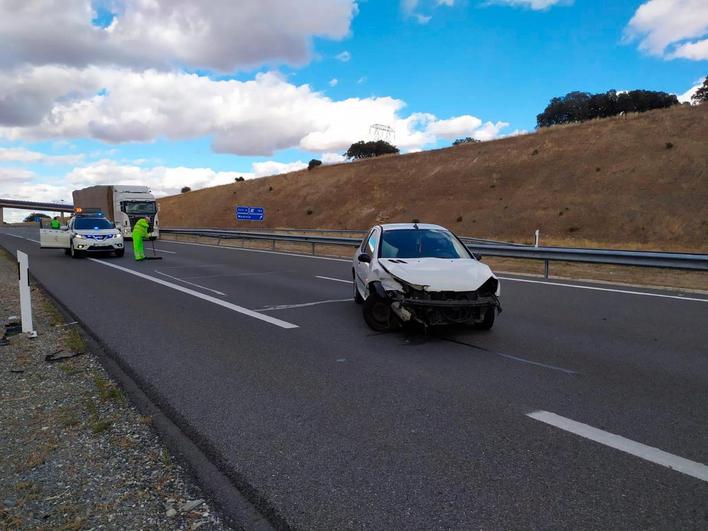 Imagen del coche tras el aparatoso accidente.