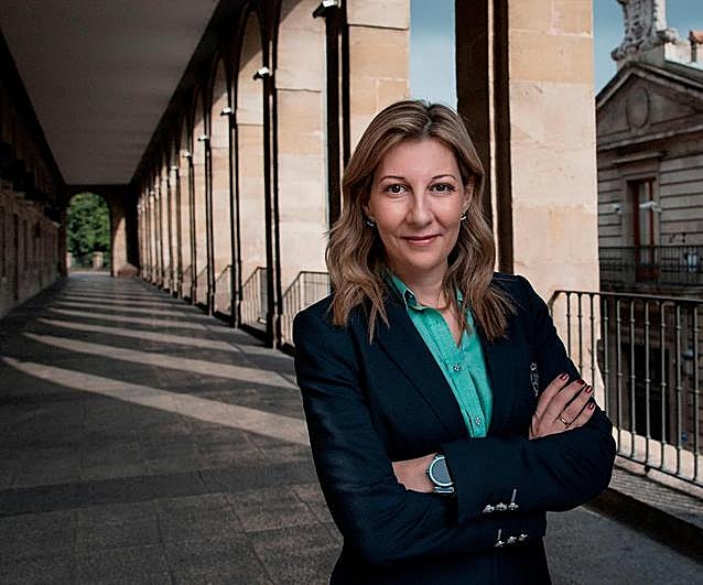 Eva García Saénz de Urturi.