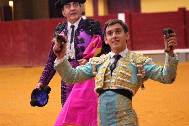 Ismael Martín, el gran triunfador de la tarde en Alba.