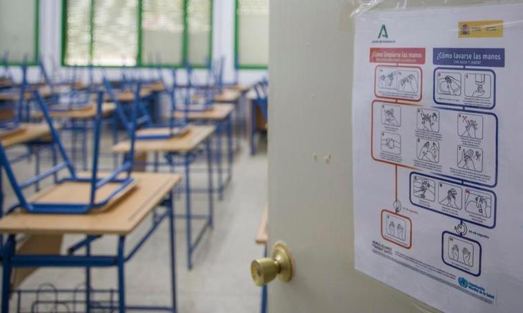 Entrada de un aula de un centro escolar.