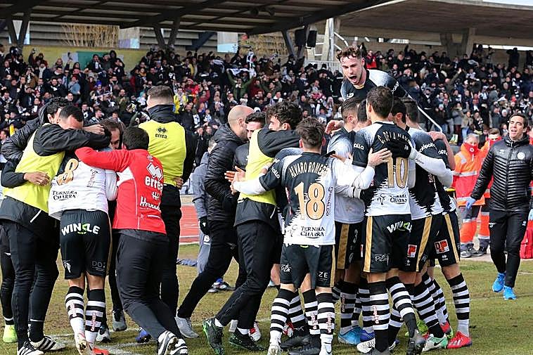 Celebración del Unionistas tras eliminar al Deportivo en la Copa del Rey el pasado mes de enero