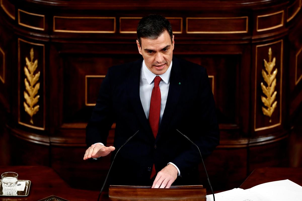 Pedro Sánchez en una intervención del pleno del Congreso.