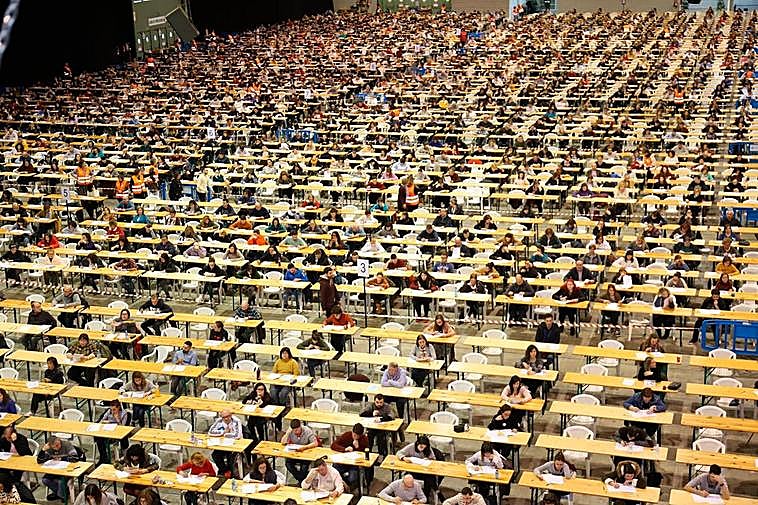 Examen de unas oposiciones en Galicia