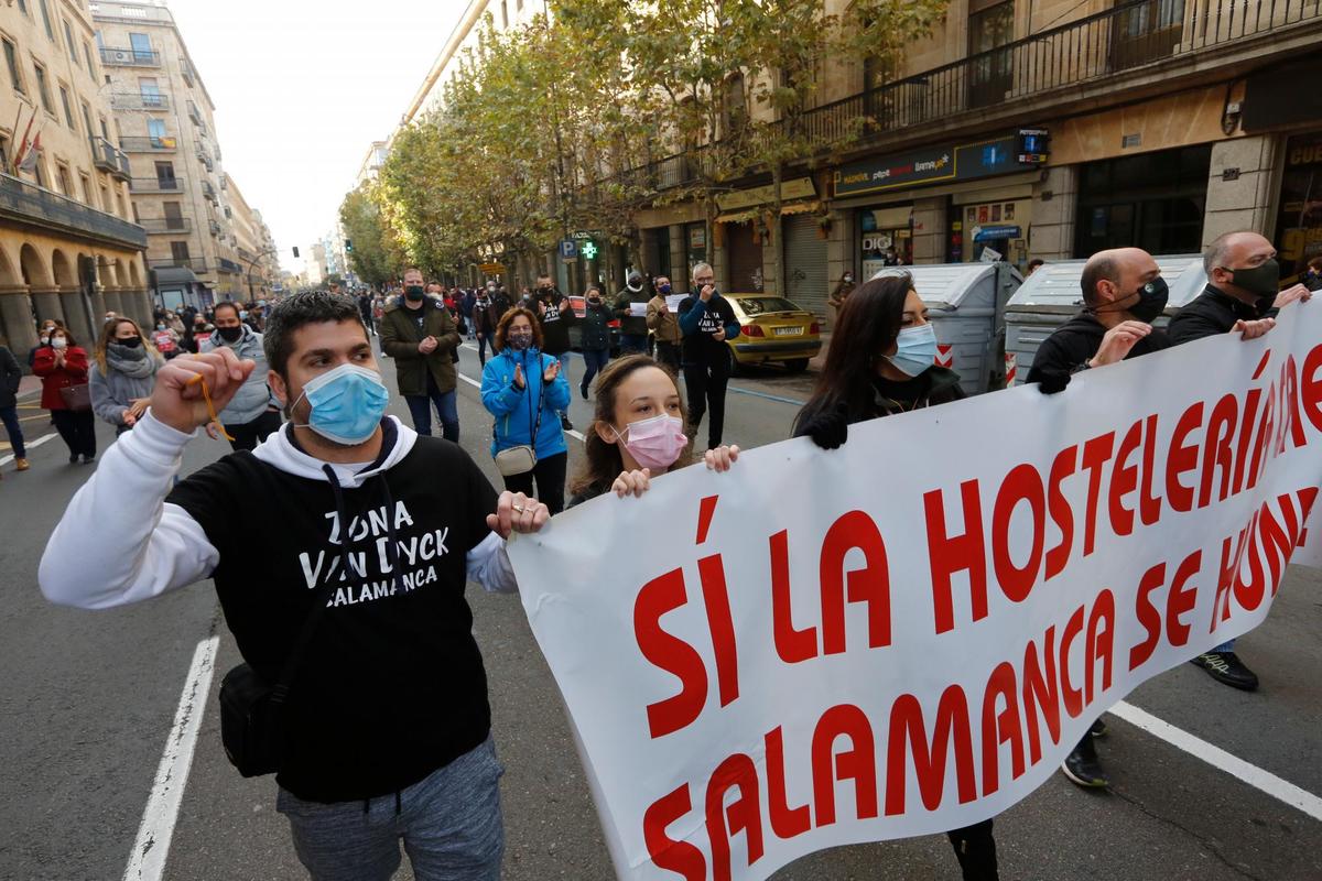 Manifestación de la hostelería en la Gran Vía.