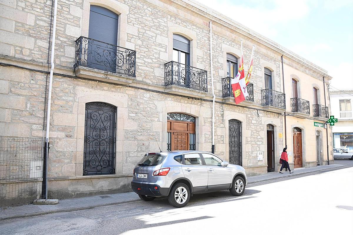 Fachada del edificio donde se encuentra el juzgado de Vitigudino.