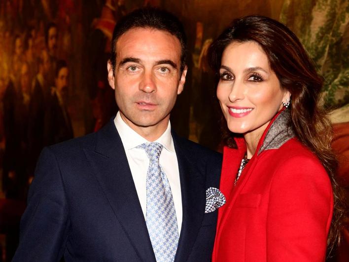 Enrique Ponce y Paloma Cuevas.