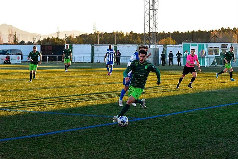 Damián Zamorano, extremo argentino del CD Guijuelo.