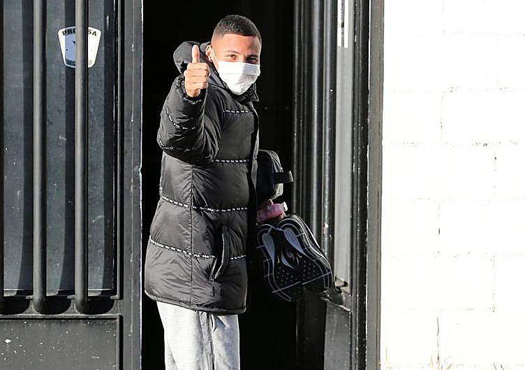 El ‘Puma’ Chávez, llegando al Helmántico.