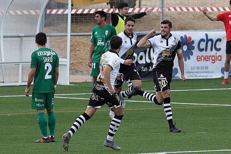Encuentro dl Unionistas frente al Compostela.