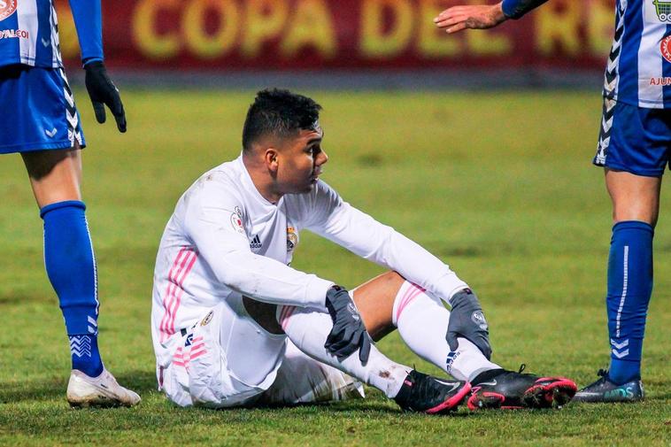 Carlos Henrique Casemiro, desolado tras la eliminación