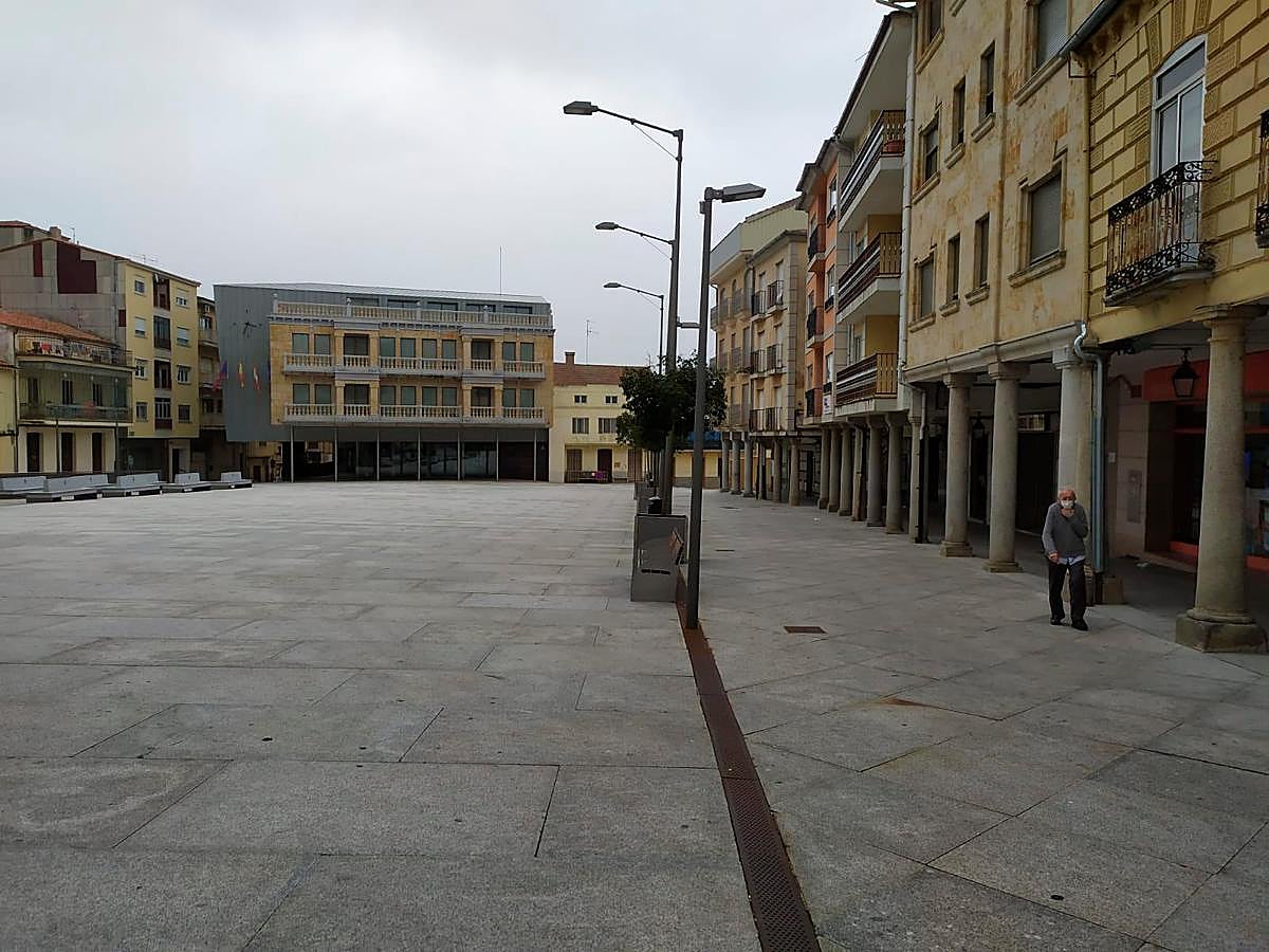 Plaza Mayor de Guijuelo en la tarde de este sábado.