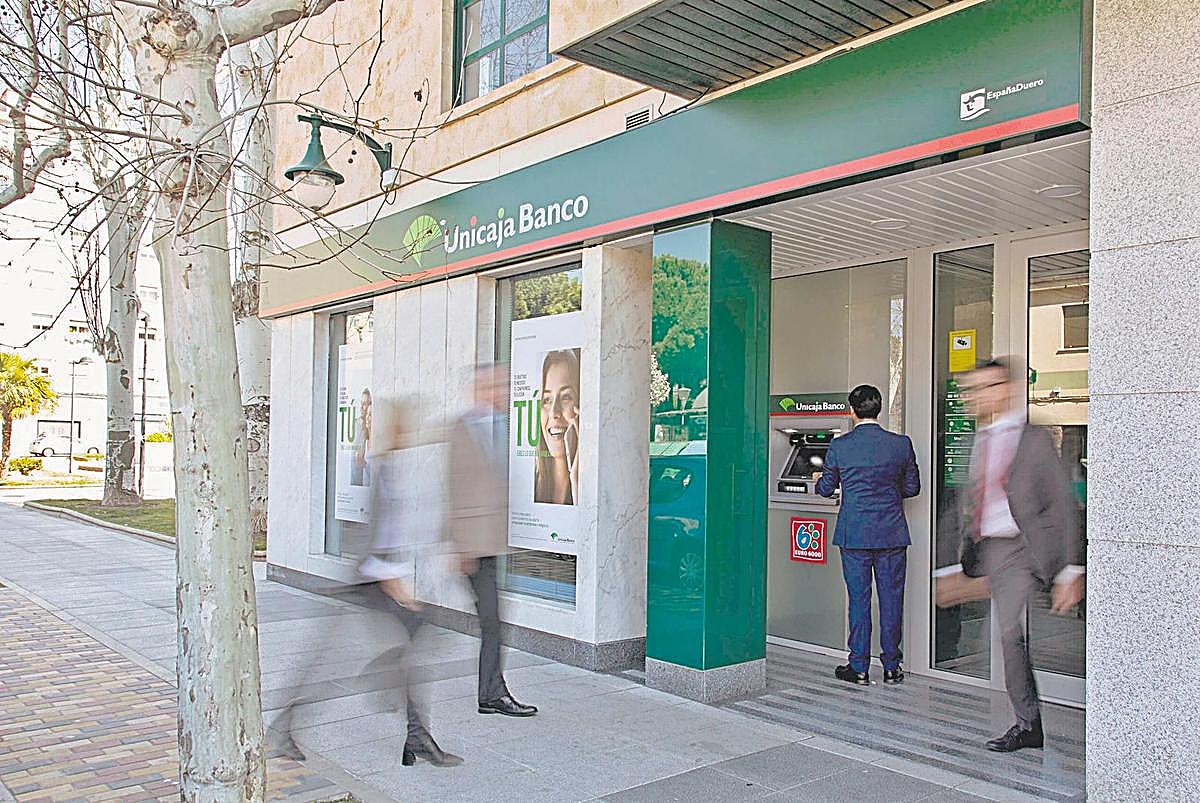 Una oficina de Unicaja Banco en Salamanca